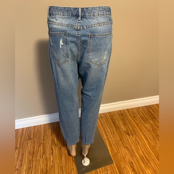 Mom Vintage High Rise Jeans - Picture 2 of 8